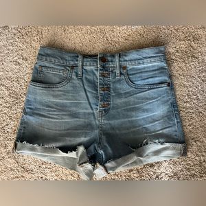 Madewell cuff denim shorts size 27